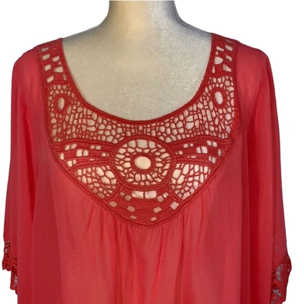 Women’s Blouse Top Sheers With Lace Tunic Size L Coral color Romeo & Juliet - Picture 13 of 13